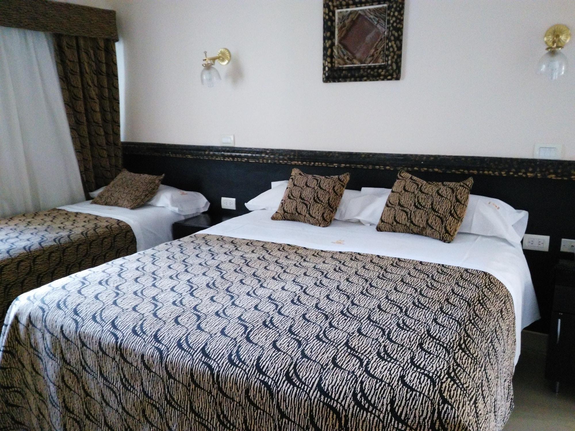 בואנוס איירס Hotel A&B Internacional מראה חיצוני תמונה