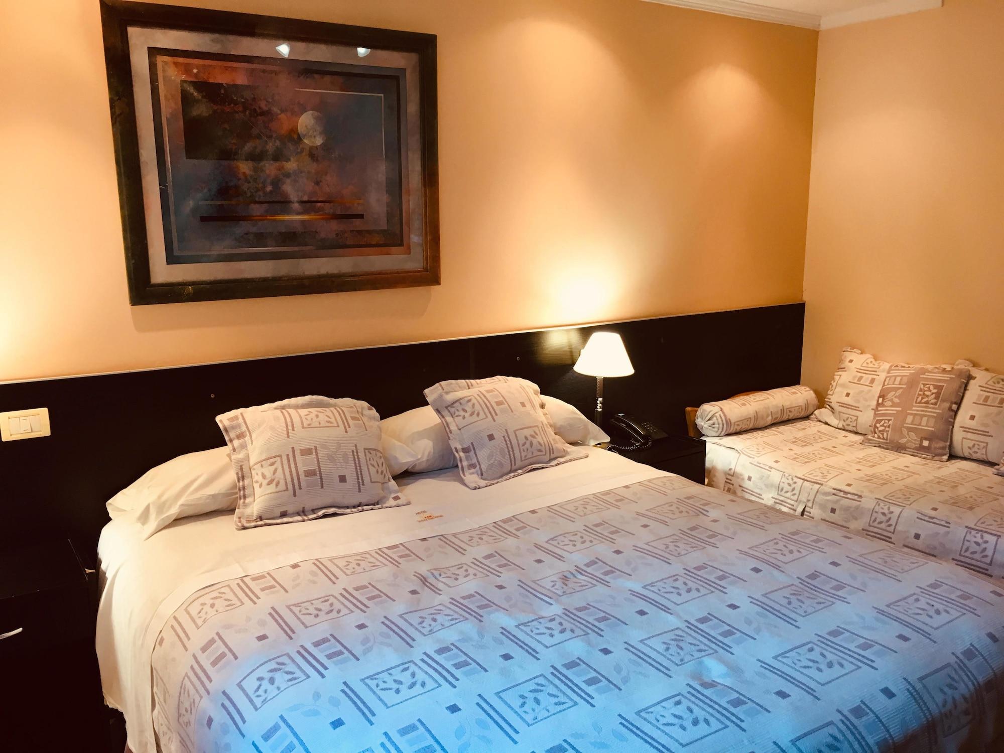 בואנוס איירס Hotel A&B Internacional מראה חיצוני תמונה