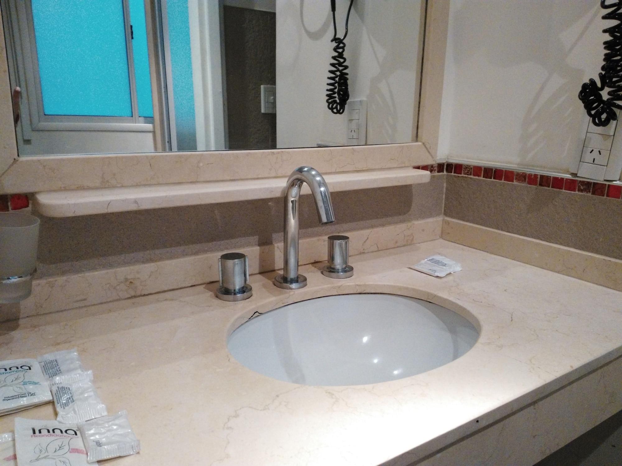 בואנוס איירס Hotel A&B Internacional מראה חיצוני תמונה