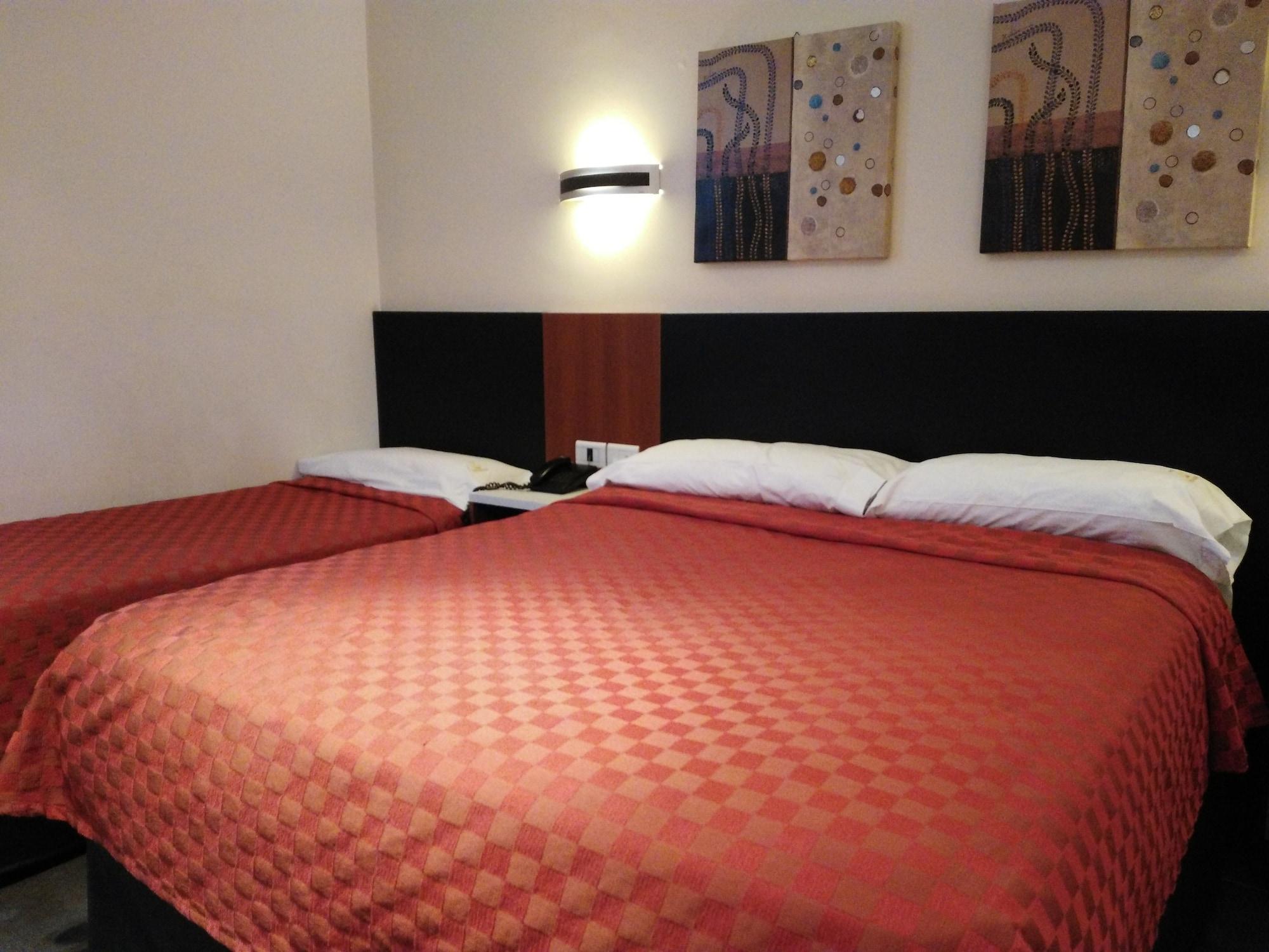 בואנוס איירס Hotel A&B Internacional מראה חיצוני תמונה