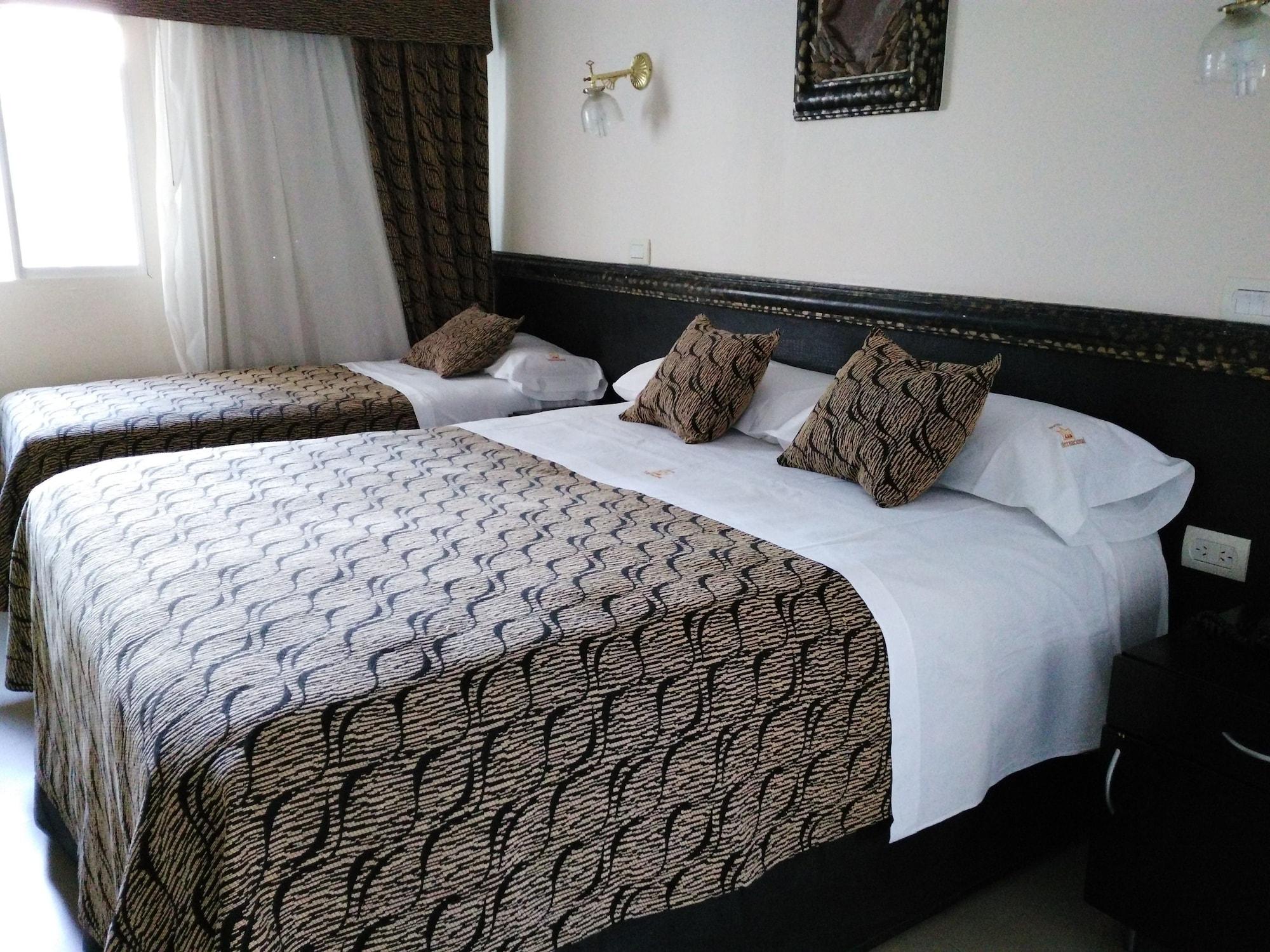 בואנוס איירס Hotel A&B Internacional מראה חיצוני תמונה