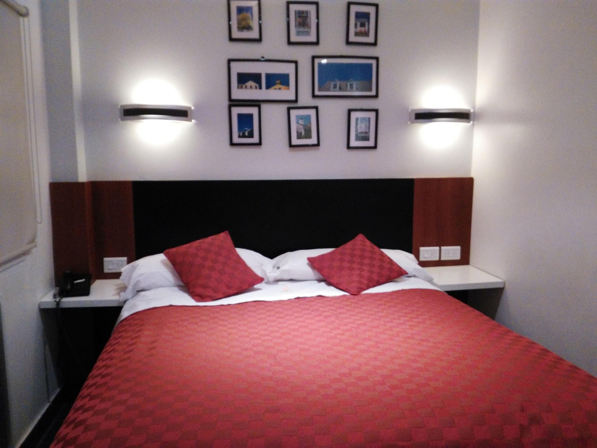 בואנוס איירס Hotel A&B Internacional מראה חיצוני תמונה