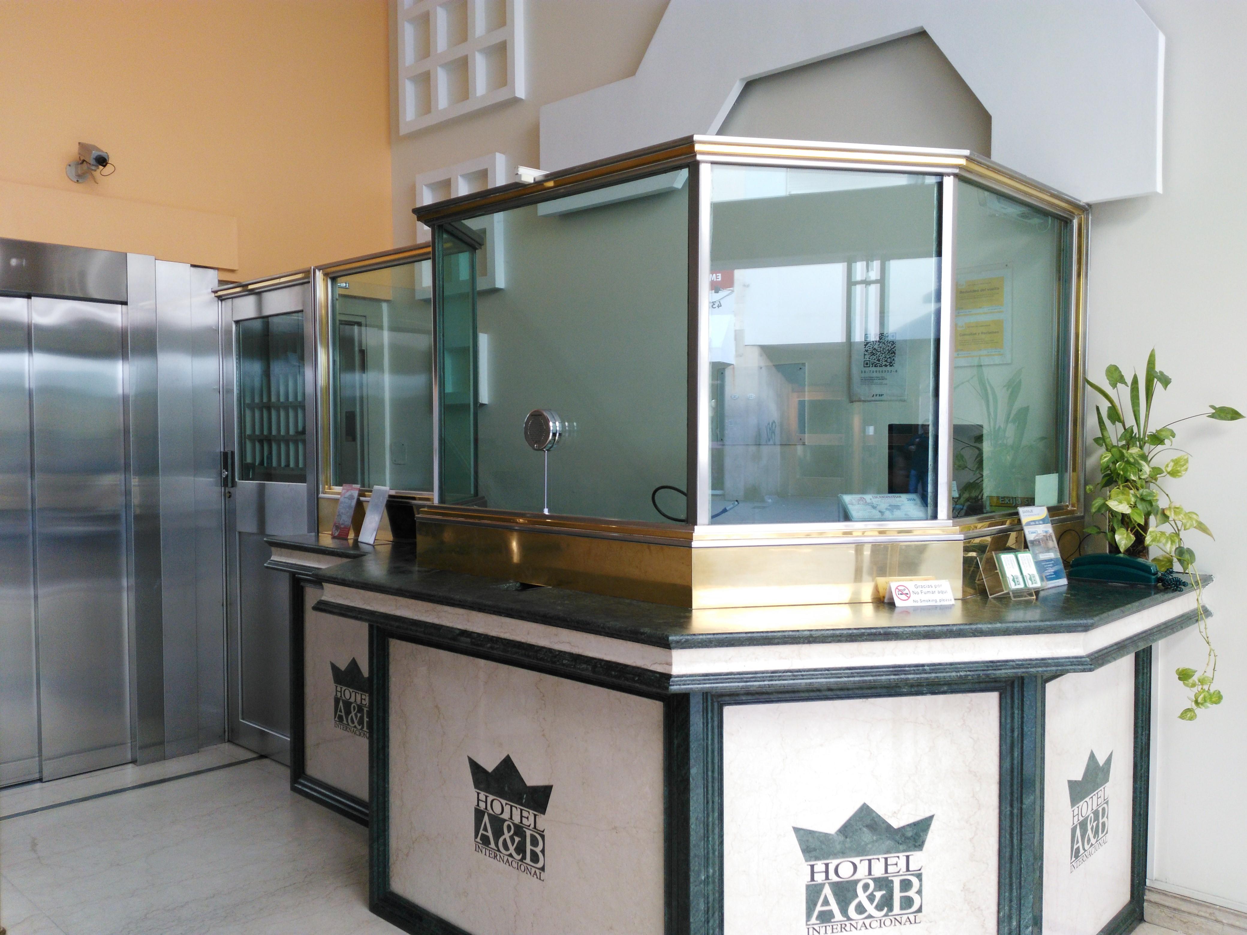 בואנוס איירס Hotel A&B Internacional מראה חיצוני תמונה